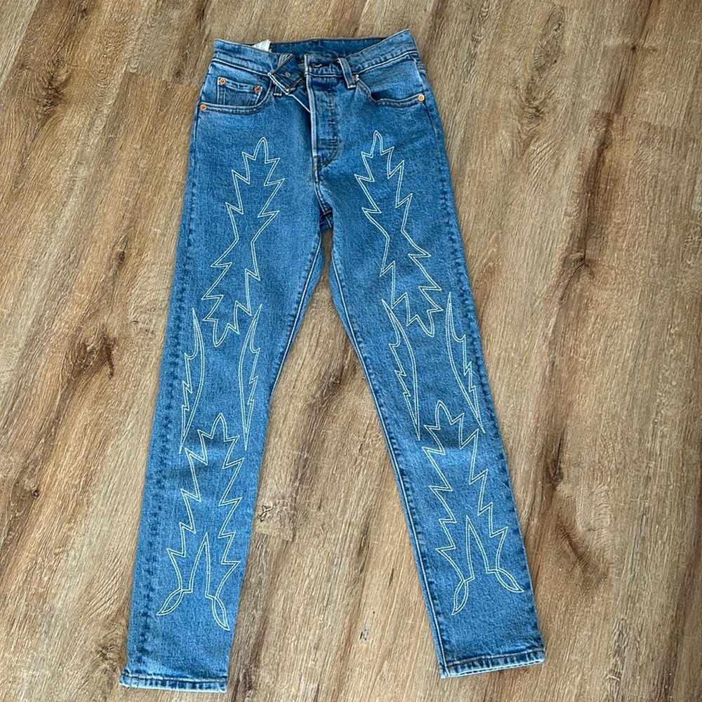 Blue jeans with white pattern from Levi Strauss & Co. W25 L28